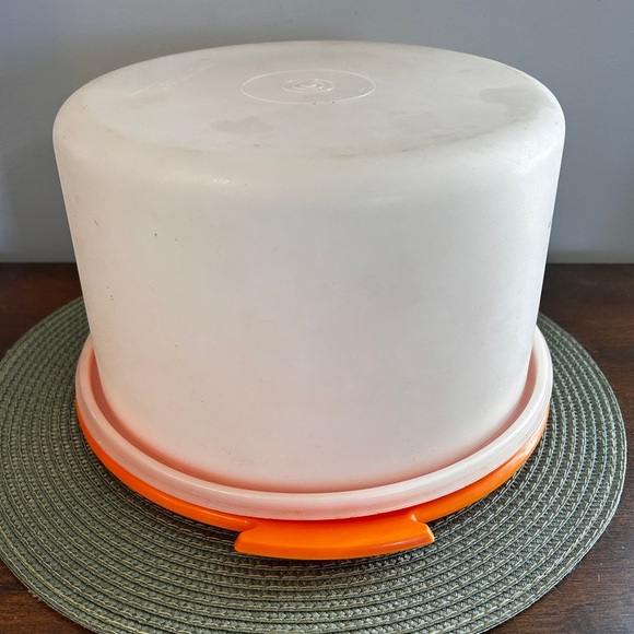 Orange Vintage Tupperware Cake/Pie Keeper Carrier No Handle Round Tall 683, 684. - Picture 4 of 12